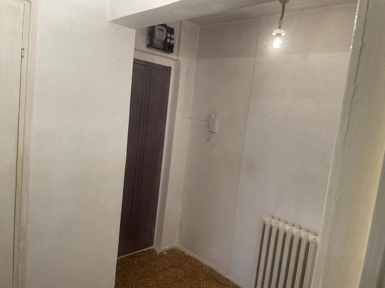 Garsonieră semidecomandată în Gorjului