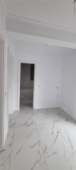 Apartament cu 3 camere decomandat în Păcurari
