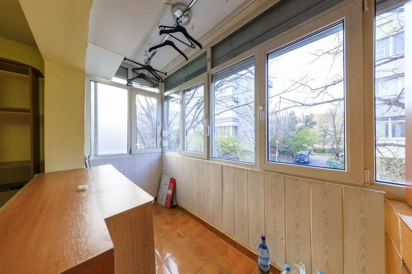 Apartament cu 2 camere decomandat în Aviației
