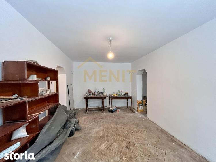 Apartament cu 3 camere semidecomandat în Nord