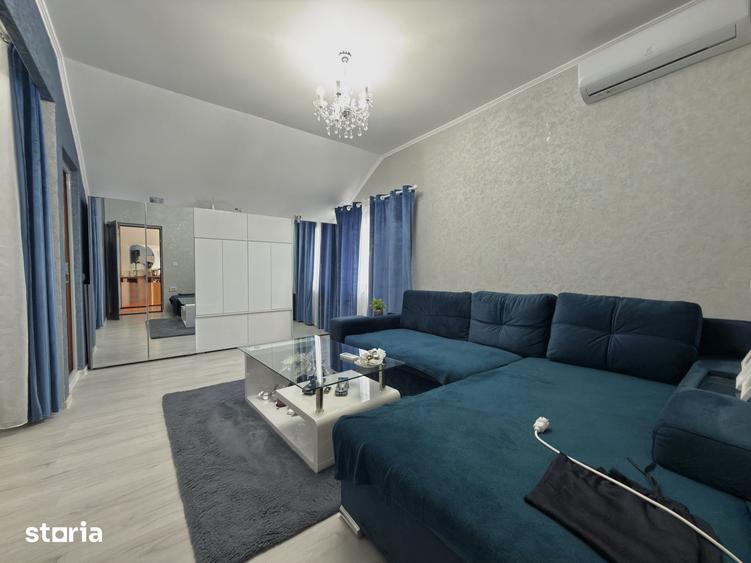 Casă cu 5 camere cu Teren 240 Mp în Central