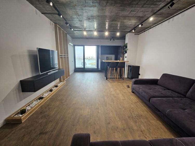 Apartament cu 3 camere decomandat în Tomis Nord