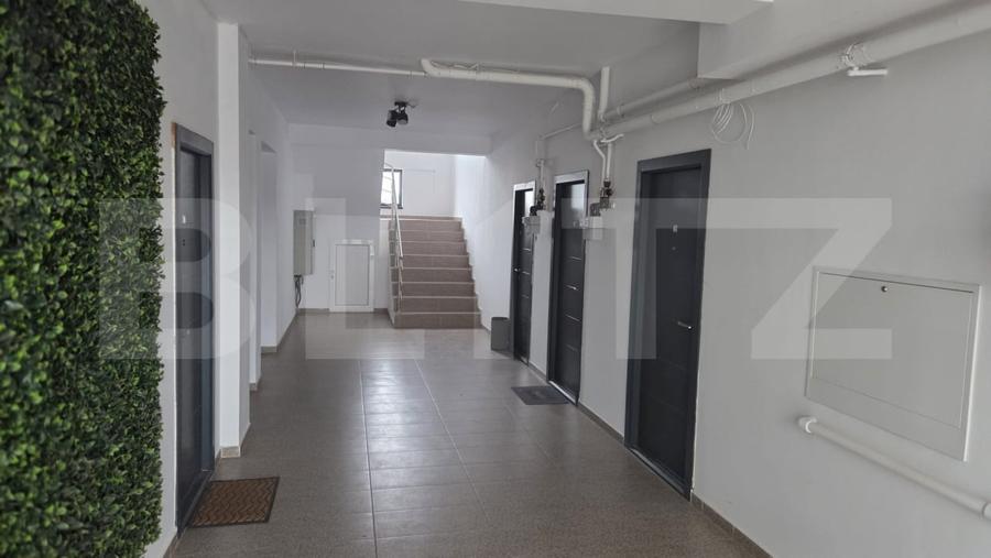 Apartament cu 3 camere decomandat, mobilat în Exterior Est