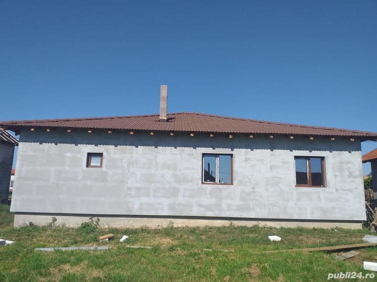 Casă cu 3 camere în Fibiș