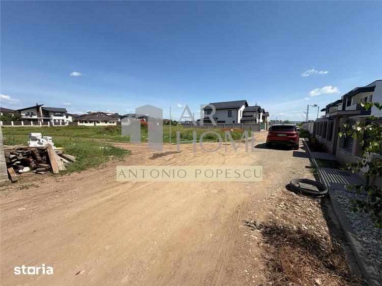 Teren de 389 mp, în Albert