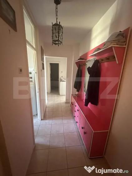 Apartament cu 2 camere decomandat, mobilat în Micro 17