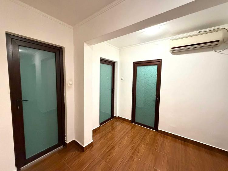 Inchiriez apartament 3 camere - 4