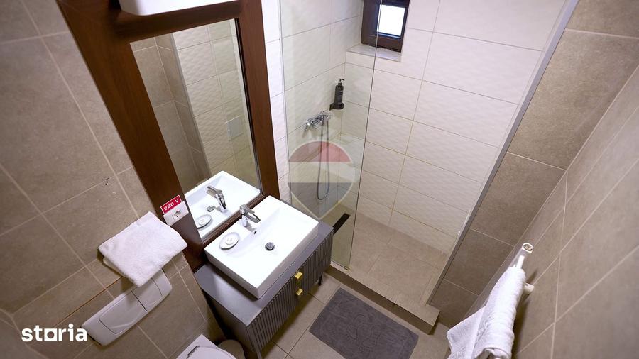 Casă cu Teren 212 Mp în Centrul Civic