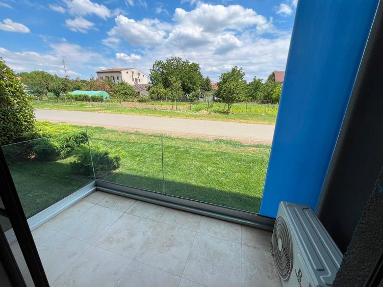 Apartament cu 2 camere decomandat în Lipovei