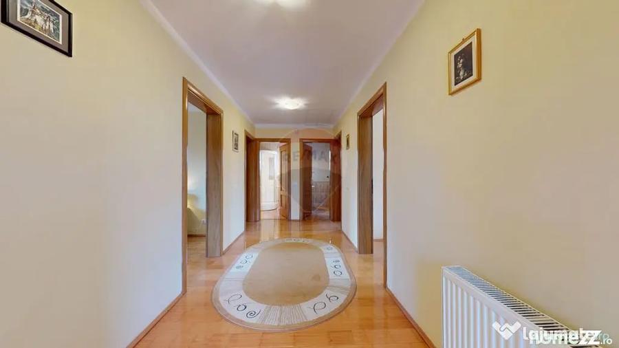 Casă cu 3 camere cu Teren 10331 Mp în Sohodol