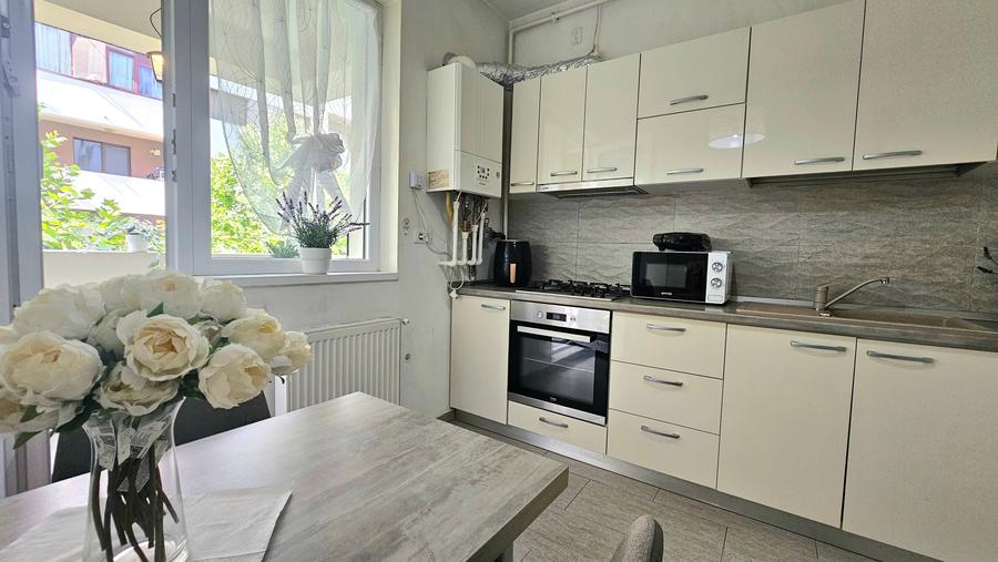 Apartament cu 2 camere decomandat în Chiajna