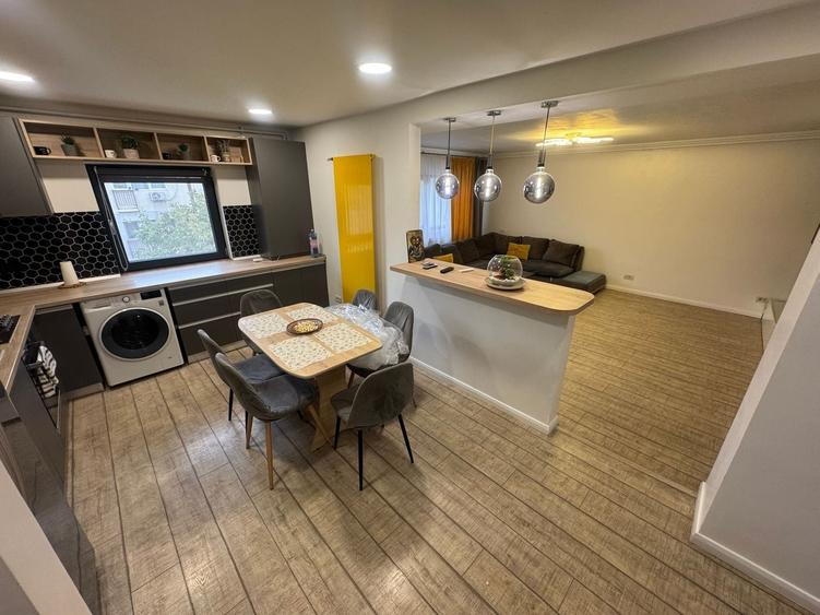 Apartament cu 3 camere decomandat, mobilat în Inel I