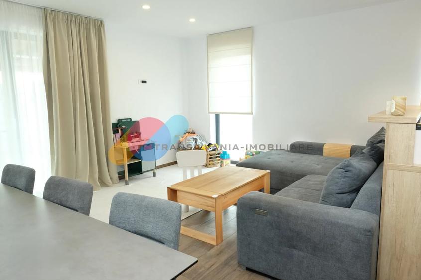 Duplex cu 5 camere cu Canalizare în Apahida