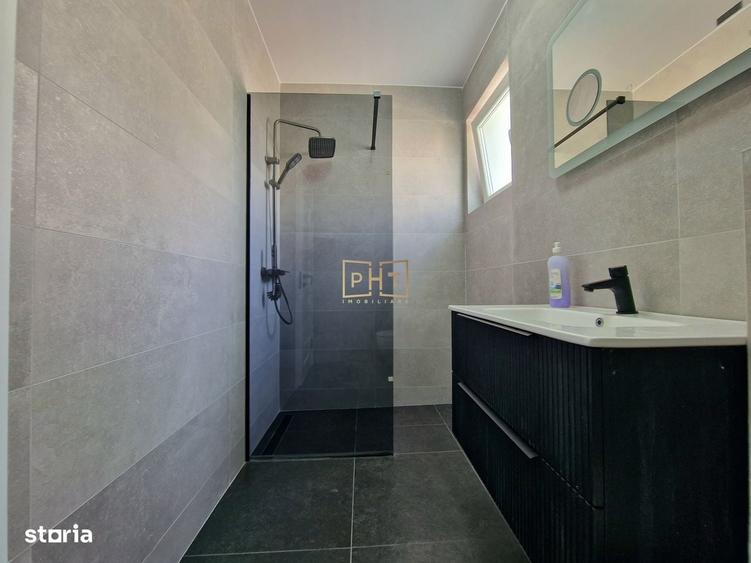 Apartament cu 3 camere semidecomandat în Florești