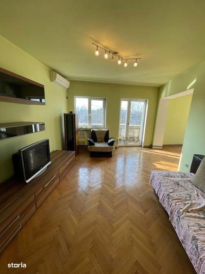 Apartament cu 3 camere decomandat în Dorobanți