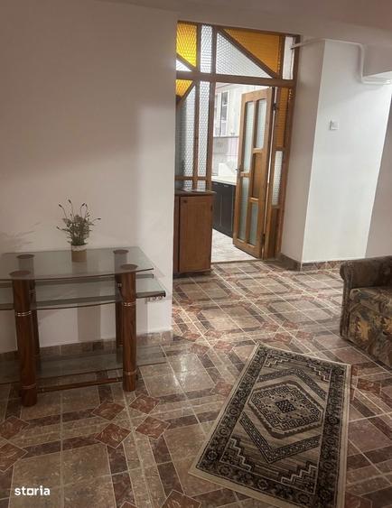 Apartament cu 4 camere în Păcurari