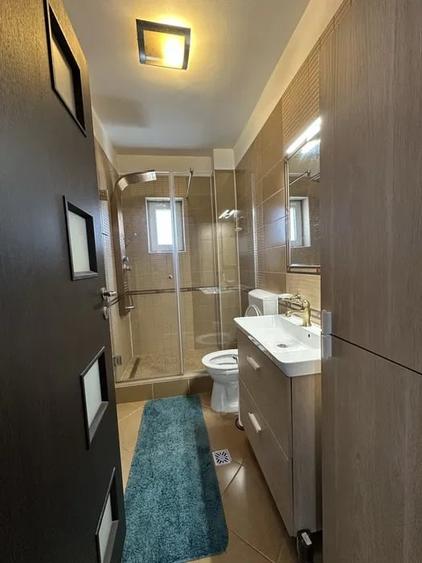 Duplex cu 4 camere cu Canalizare în Florești