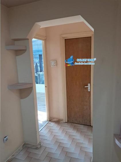Ap cu 3 camere cf 1 dec . TRIVALE . - 4
