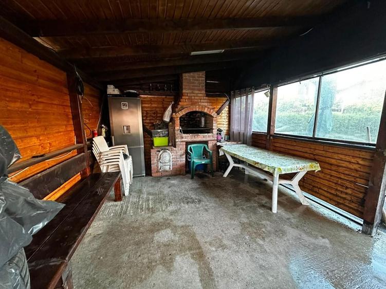 Duplex cu 8 camere cu Canalizare în Ciorogârla