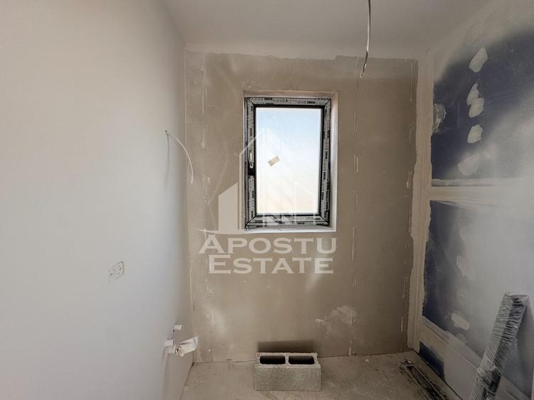 Duplex cu 6 camere cu Canalizare în Chișoda