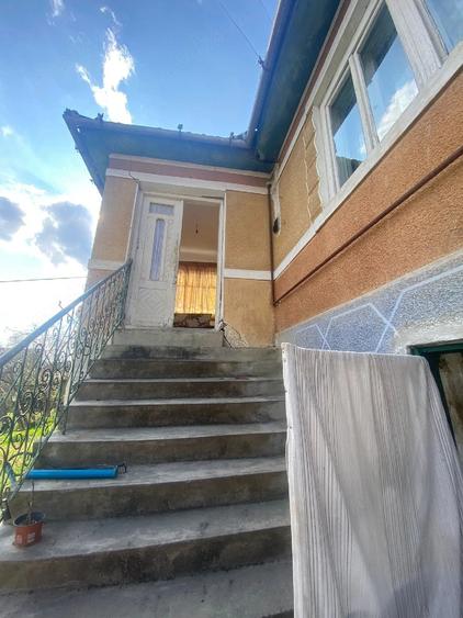Casă cu 3 camere în Ozd