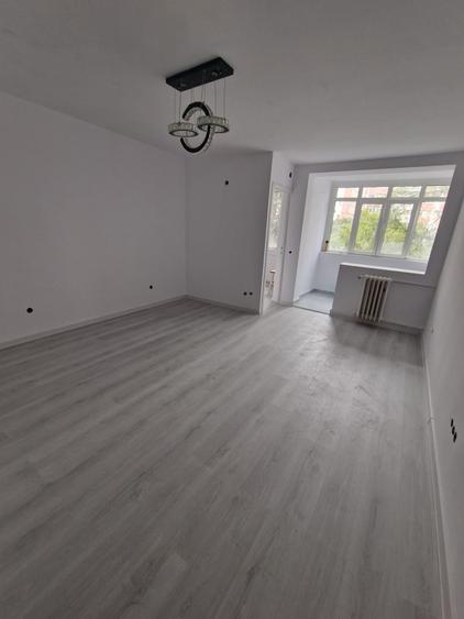 Garsonieră semidecomandată în Giurgiului