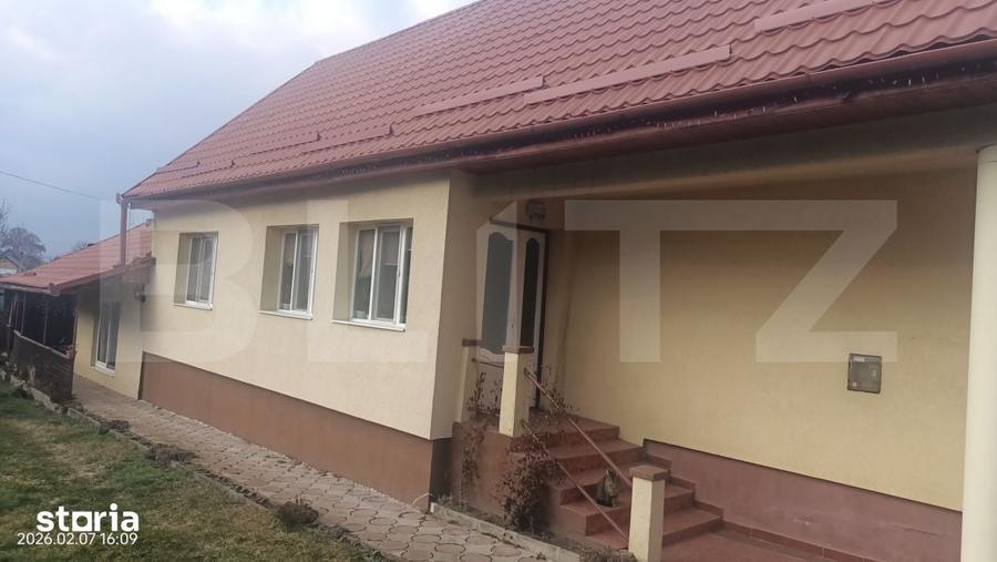 Casă cu 4 camere cu Teren 1900 Mp în Petelea
