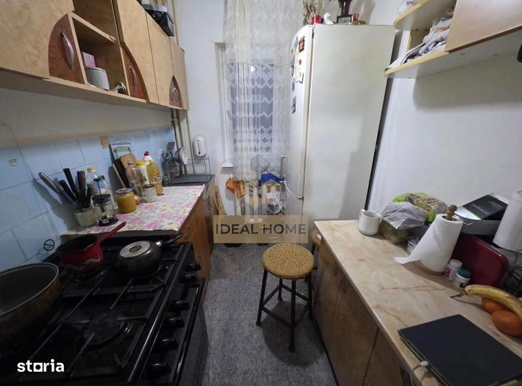 Apartament cu 3 camere semidecomandat în Dacia