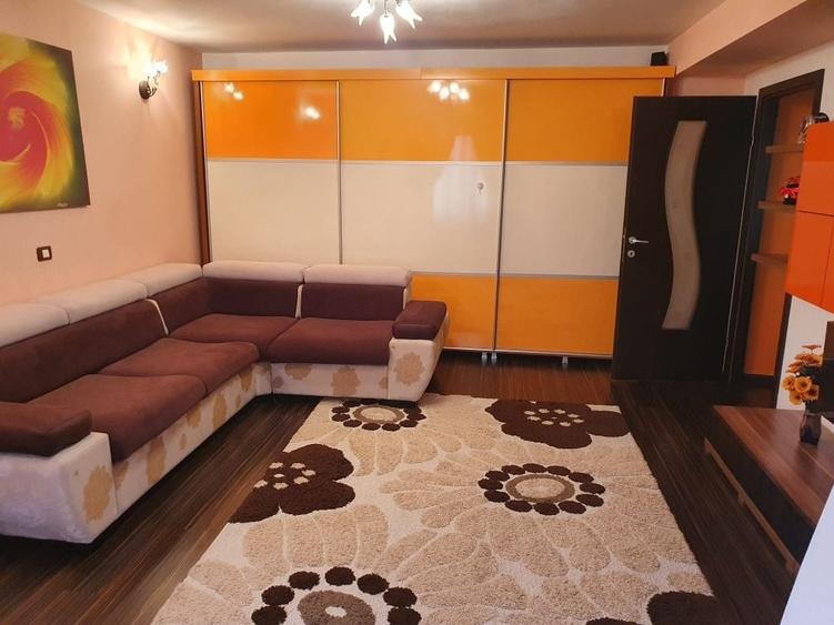 Apartament cu 2 camere decomandat în Scriitorilor