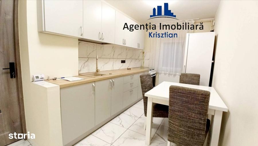 Apartament cu 3 camere decomandat în Micro 17