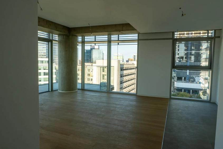 Apartament cu 4 camere decomandat în Floreasca