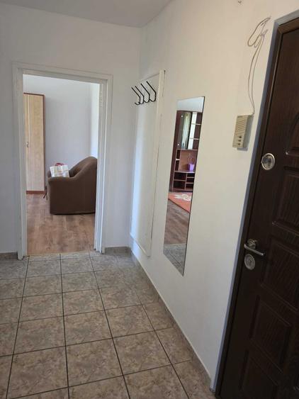 Inchiriez apartament 2 camere, decomandat, pe strada Soseaua Nicolina (Rond Vechi -langa BRD), modelul cu bucatarie inchisa. - 5