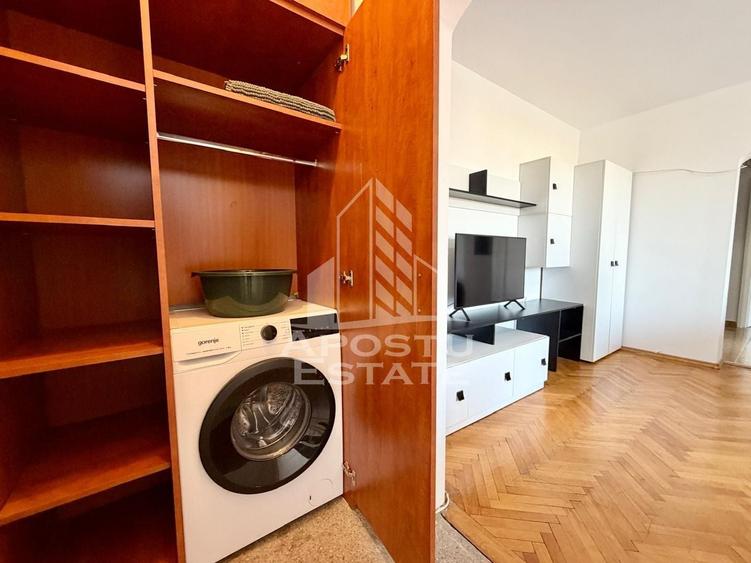 Apartament cu 3 camere decomandat, mobilat în Fabric