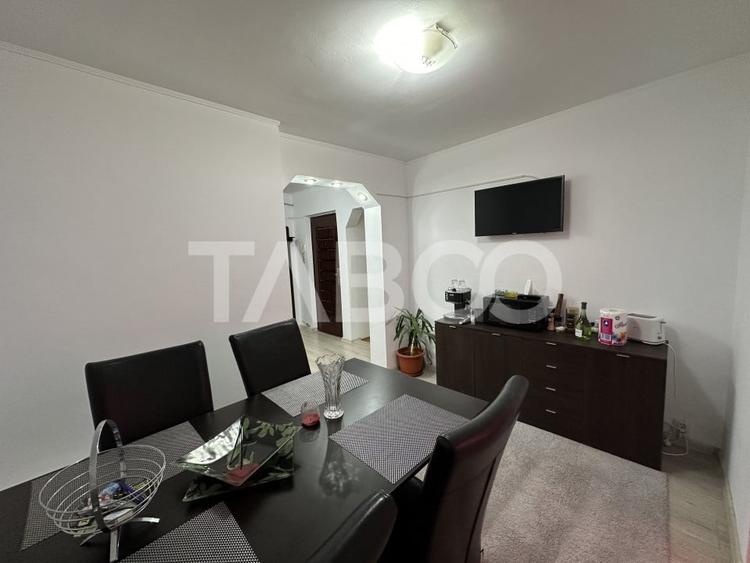 Apartament cu 3 camere decomandat, mobilat în Călimănești