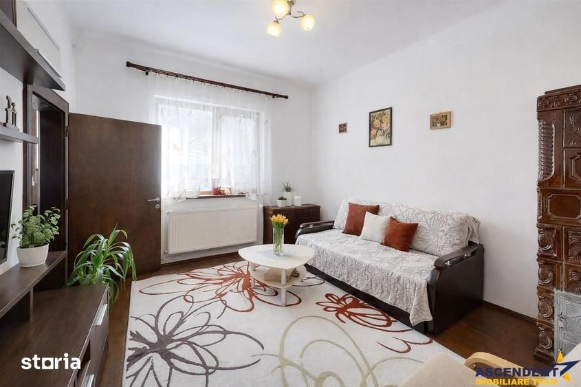 Apartament cu 4 camere decomandat în Ciucului