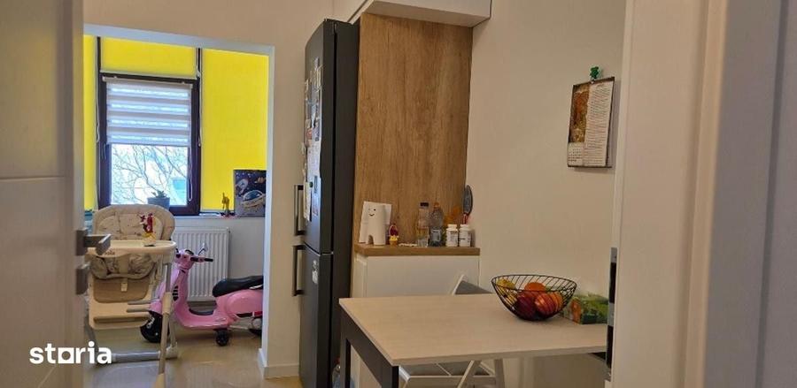 Apartament cu 3 camere decomandat în Tomis III