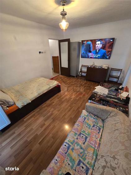 Apartament cu 3 camere semidecomandat în Dacia