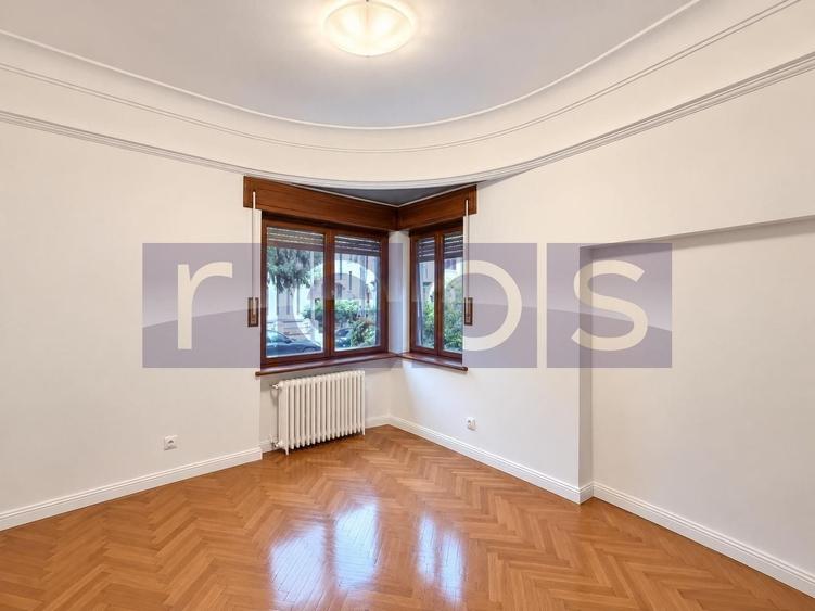 Apartament cu 4 camere în Aviatorilor