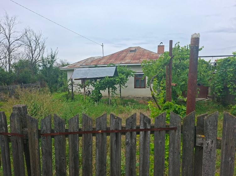 Casă individuală cu 3 camere cu Teren 1000 Mp în Didești