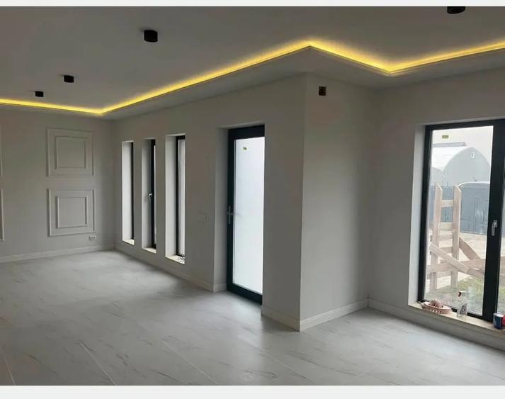 Casă cu 3 camere cu Teren 330 Mp în Tăbărăști