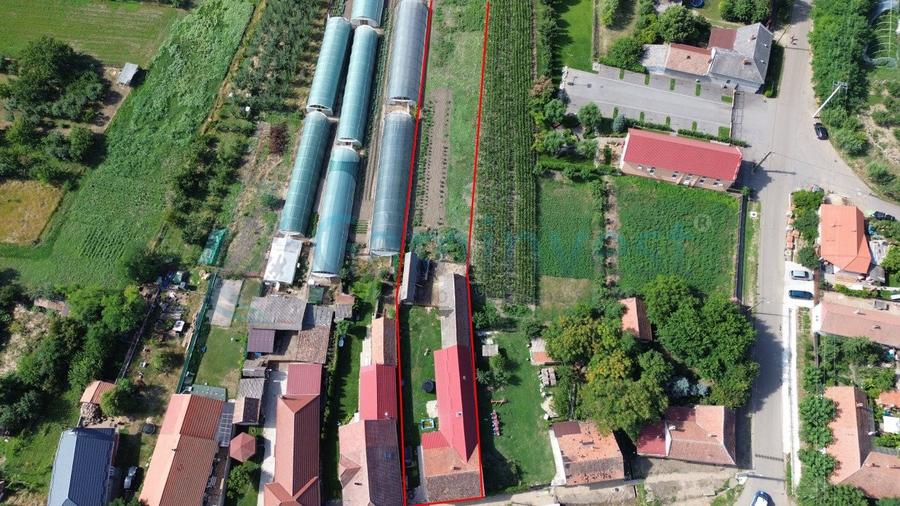 Casă individuală cu 3 camere cu Canalizare în Biharia
