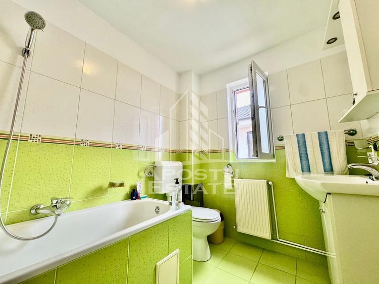 Casă individuală cu 6 camere cu Canalizare în Ciarda Roșie