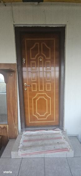 Casă cu 3 camere cu Teren 507 Mp în Tărtășești