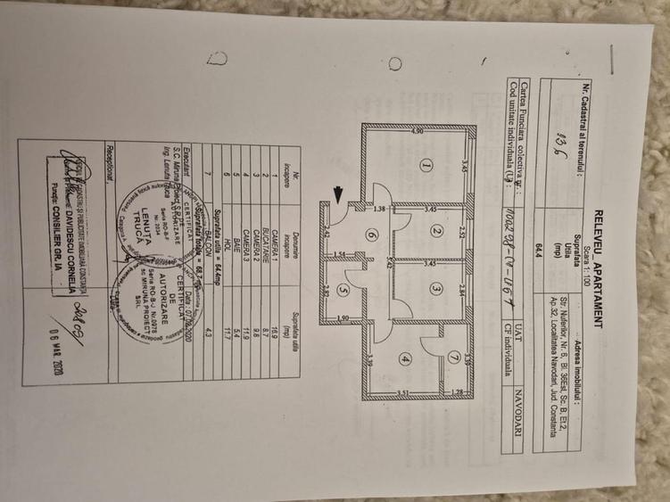 Apartament cu 3 camere decomandat, mobilat în Est