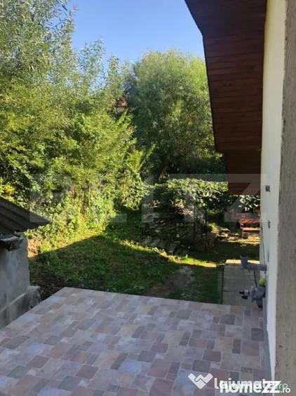 Casă cu 5 camere cu Teren 1912 Mp în Central