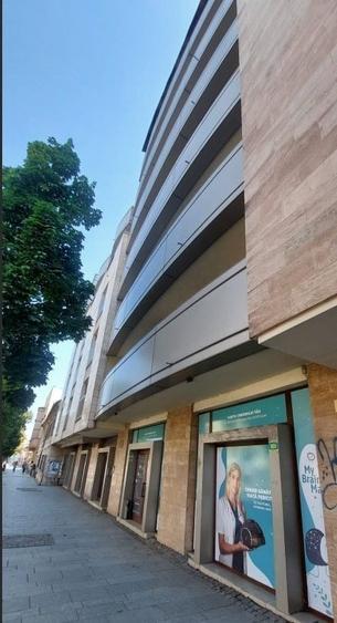 Apartament cu 2 camere decomandat, mobilat în Ultracentral