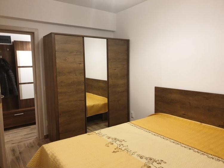 Apartament cu 3 camere decomandat în Brâncoveanu