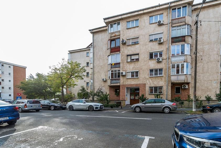Apartament cu 2 camere decomandat în Alfa