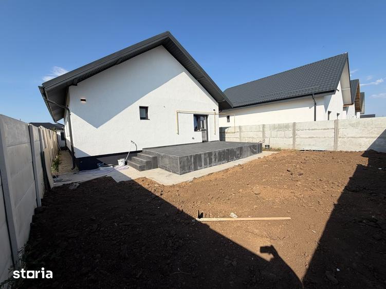 Casă cu 4 camere cu Teren 350 Mp în Central
