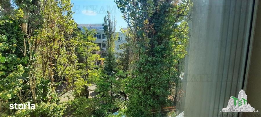Apartament cu 3 camere în Pajura